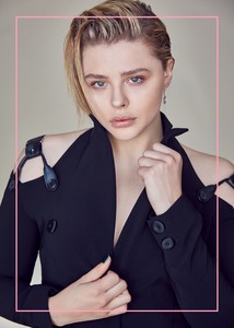 Chloe Grace Moretz 0b9e26957124534