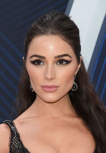 Olivia Culpo - Sayfa 3 730eba1033099174