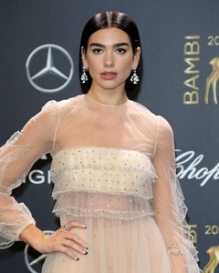 Dua Lipa        Cf91211035139064