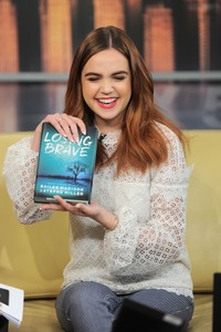 Bailee Madison 8157c1902000474