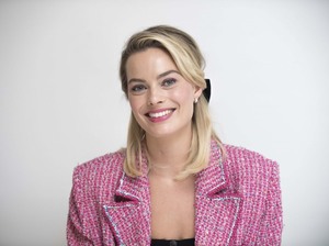 Margot Robbie - Sayfa 2 D6be5a1036918824