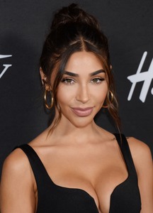 Chantel Jeffries 201605958860714