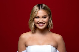 Olivia Holt - Sayfa 2 2796bb986107904