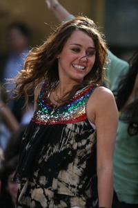 Miley Cyrus 1808f0930820684