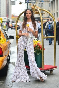 Joan Smalls 6842491039606594