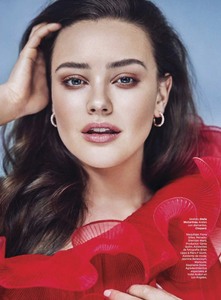 Katherine Langford E6a419894036274