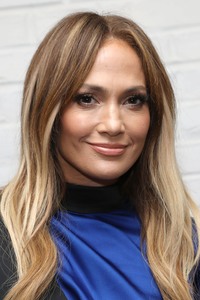 Jennifer Lopez F8bec41047338014