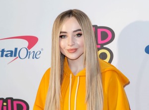 Sabrina Carpenter - Sayfa 2 1e1f7d1050216534