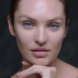 Candice Swanepoel 229e2b903734444