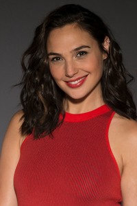 Gal Gadot  Ed70a1902360184