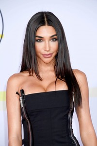 Chantel Jeffries E68df5999949594