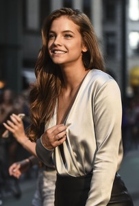 Barbara Palvin  2df674971656214