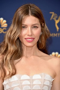 Jessica Biel 4e3568978147614