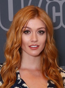 Katherine McNamara 89e7e7894004524