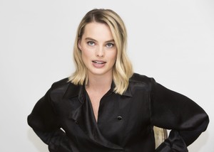 Margot Robbie Efb10d902562884