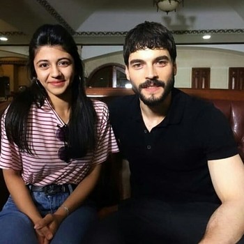 Hercai - set - poze - Pagina 3 458e5b1230975564