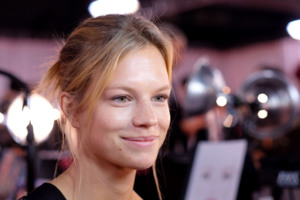 Nadine Leopold F522e41026505034