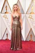 Дженнифер Лоуренс (Jennifer Lawrence) 90th Annual Academy Awards at Hollywood & Highland Center in Hollywood, 04.03.2018 - 85xHQ D5c9bb880701474