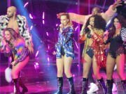 Little Mix - Performing at the Get Weird Tour in London, 27.03.2016 (193xHQ) A21653640889003