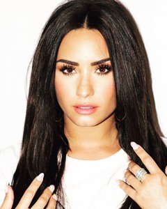 Demi Lovato 654419945119844