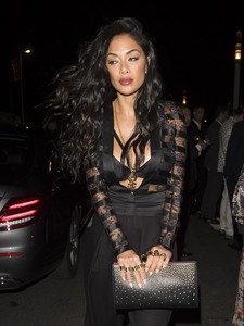 Nicole Scherzinger  Fc69fb897054444