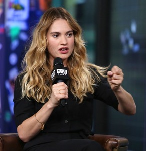 Lily James Fdc287952174184