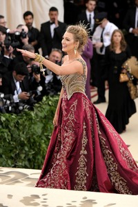 Blake Lively 34ca2f901759454