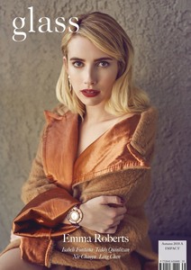 Emma Roberts E70bb2996670644