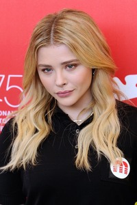 Chloe Grace Moretz 9dba6b963993094