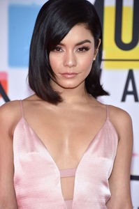 Vanessa Hudgens 8c8e1d998150994