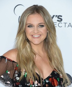 Kelsea Ballerini  F3cdbb995323954