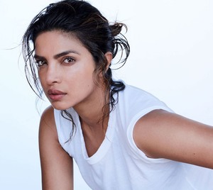 Priyanka Chopra E6397f906987024