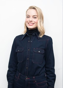 Margot Robbie 80783f902559574