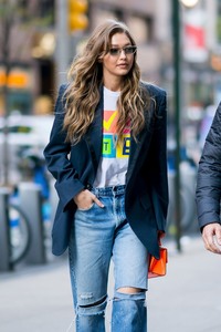 Gigi Hadid - Sayfa 2 6bd8931022278984