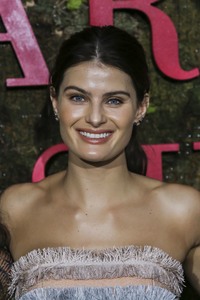 Isabeli Fontana 6404fc984472954