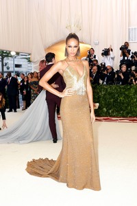 Joan Smalls 3c9693900176384