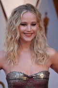 Дженнифер Лоуренс (Jennifer Lawrence) 90th Annual Academy Awards at Hollywood & Highland Center in Hollywood, 04.03.2018 - 85xHQ E78659880703334