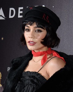 Vanessa Hudgens 5c9d77902678994