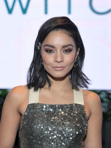 Vanessa Hudgens 3a5a151031333264