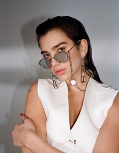 Dua Lipa        C38b2d927018554