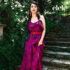 Hazal Kaya A090b0891483354