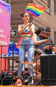 Victoria Justice B859c7907065994