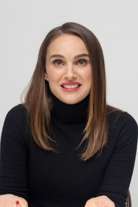 Natalie Portman B8e88c1032538204