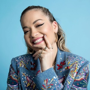 Rita Ora     5f6f22895556124