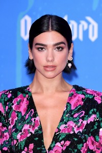 Dua Lipa        77be141022153914