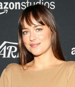 Dakota Johnson C8684f1036307014