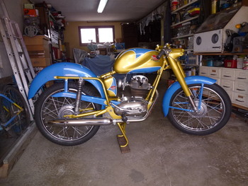 Restauration MONDIAL 125cc Champion Lusso. - Page 2 9c3673845715614