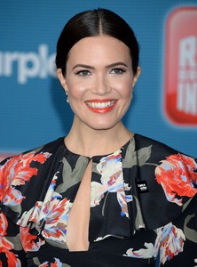 Mandy Moore B9c1981023620124