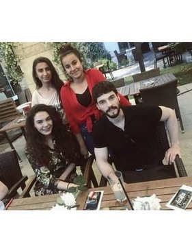 Hercai - set - poze - Pagina 3 B768d01230976904