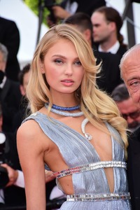 Romee Strijd E9be84900174484